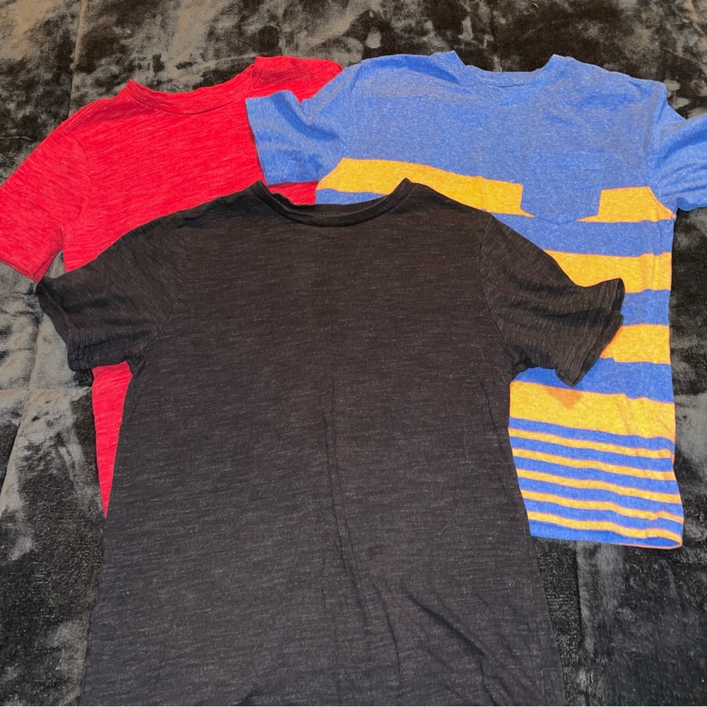 Youth Boys Short Sleeve T-Shits Lot of 3 Size XL 14/16 Blue/Orange Black…